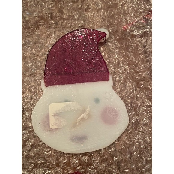 RSVD - Lot of 4 Vintage Silvestri Fused Glass Ornaments Santa/ Snowman/ Gifts C… - Picture 6 of 9